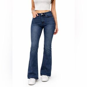 Levi’s 547 Platinum Flare Jeans Women’s Medium Wash Bootcut Flare Denim